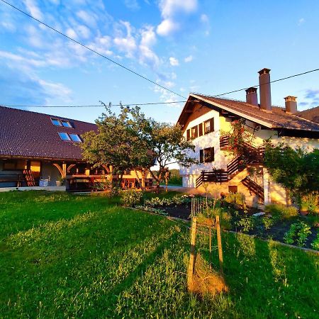 Tourist Farm Strle With Great Local Food Villa Cerknica Luaran gambar