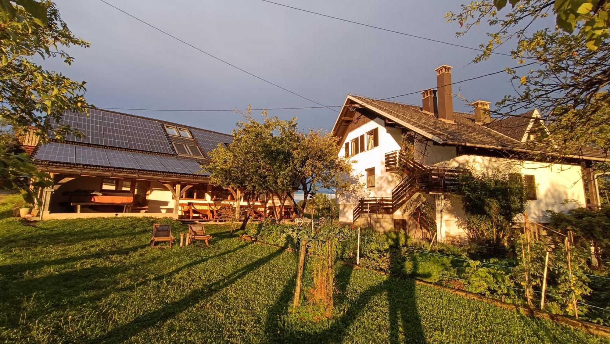 Tourist Farm Strle With Great Local Food Villa Cerknica Luaran gambar
